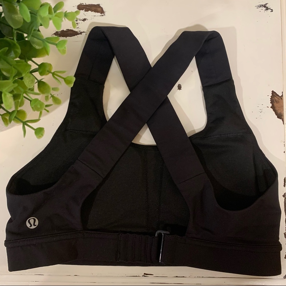 Lululemon | Black Sports Bra